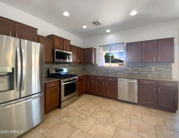 21911 S 215TH Street, Queen Creek, AZ 85142