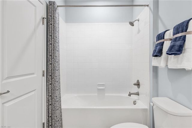 106 Woodcreek RD, Williamsburg, VA 23185