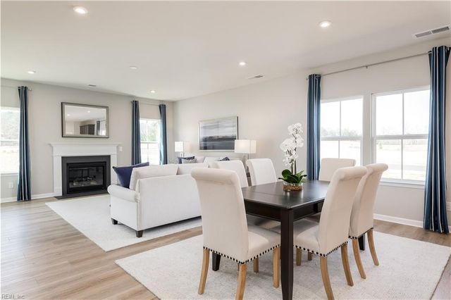 106 Woodcreek RD, Williamsburg, VA 23185