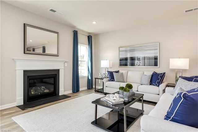 106 Woodcreek RD, Williamsburg, VA 23185