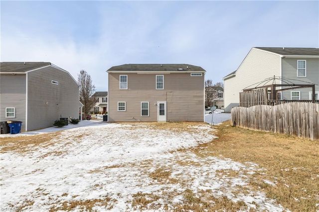 3155 Bushfield Drive, Winston-salem, NC 27127