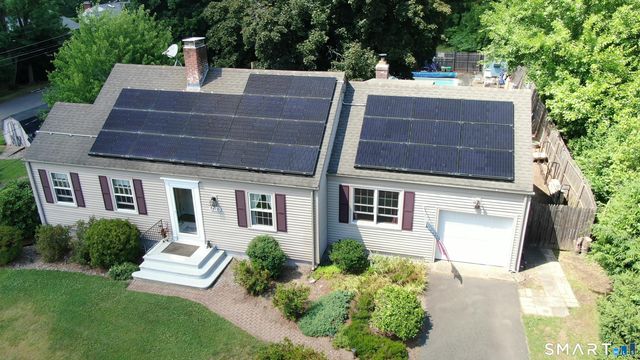 8 Bridge Lane, Enfield, CT 06082
