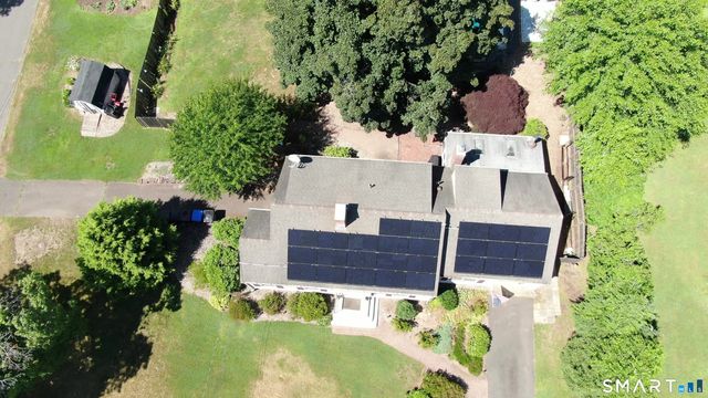 8 Bridge Lane, Enfield, CT 06082