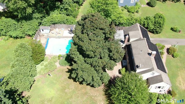 8 Bridge Lane, Enfield, CT 06082