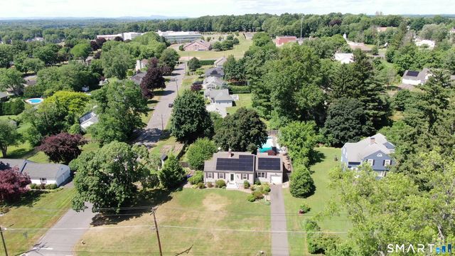 8 Bridge Lane, Enfield, CT 06082