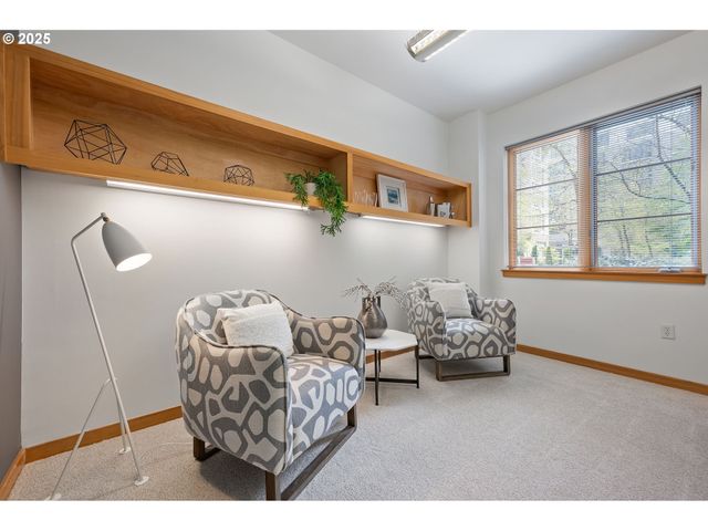 1120 Nw Northrup St 102, Portland, OR 97209