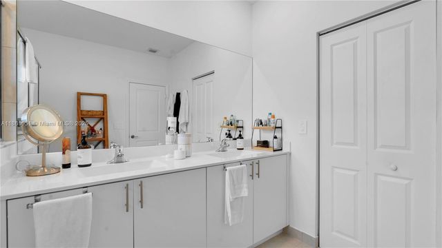 11922 SW 245 TER 0, Homestead, FL 33032