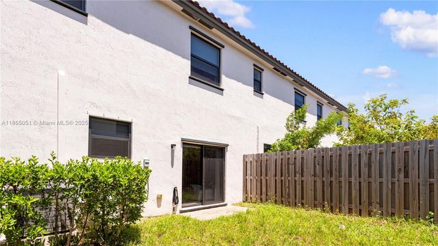 11922 SW 245 TER 0, Homestead, FL 33032