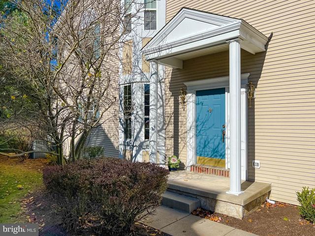 16 DISPATCH DR, Washington Crossing, PA 18977