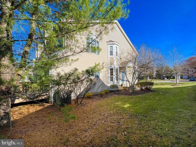 16 DISPATCH DR, Washington Crossing, PA 18977