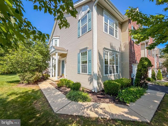 16 DISPATCH DR, Washington Crossing, PA 18977