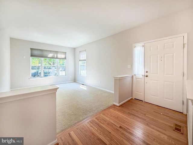 16 DISPATCH DR, Washington Crossing, PA 18977