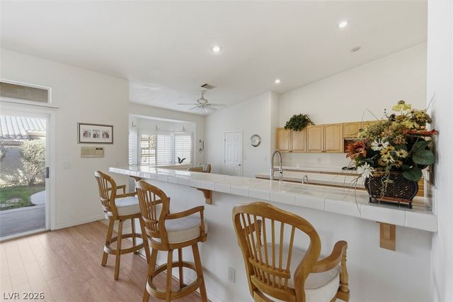 7430 Bisonwood Avenue, Las Vegas, NV 89131