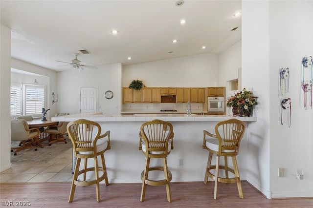 7430 Bisonwood Avenue, Las Vegas, NV 89131