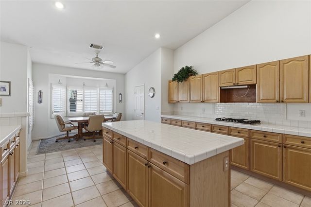 7430 Bisonwood Avenue, Las Vegas, NV 89131