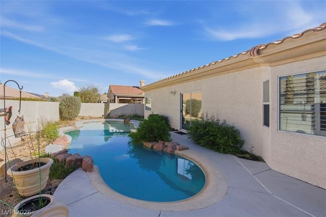 7430 Bisonwood Avenue, Las Vegas, NV 89131