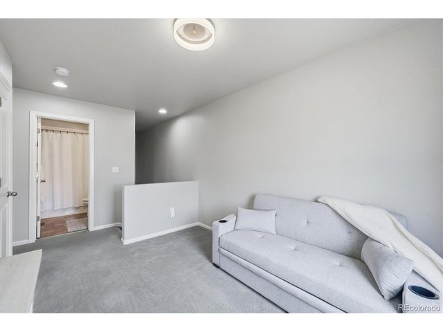 10241 Bellwether Ln, Lone Tree, CO 80124