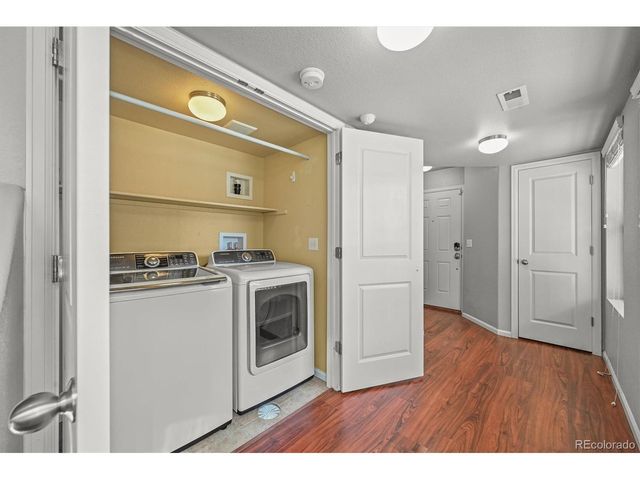 10241 Bellwether Ln, Lone Tree, CO 80124