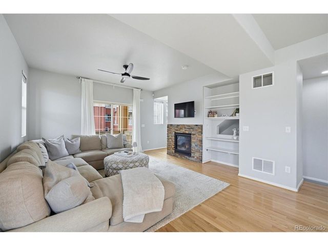 10241 Bellwether Ln, Lone Tree, CO 80124