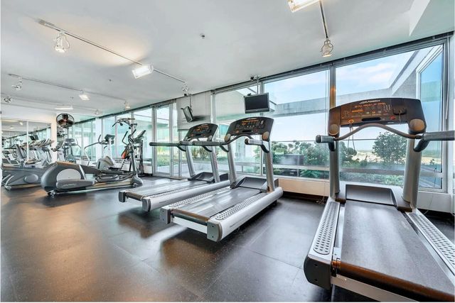 9715 Woods Drive 510, Skokie, IL 60077
