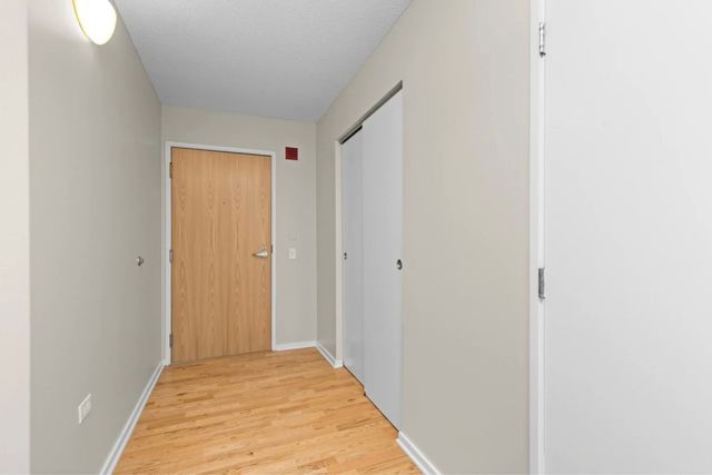 9715 Woods Drive 510, Skokie, IL 60077