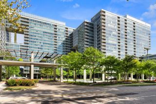 9715 Woods Drive 510, Skokie, IL 60077