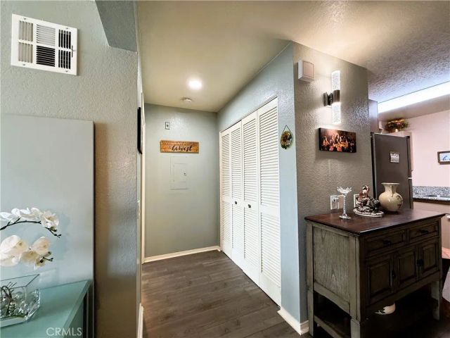 24410 Crenshaw, Torrance, CA 90505