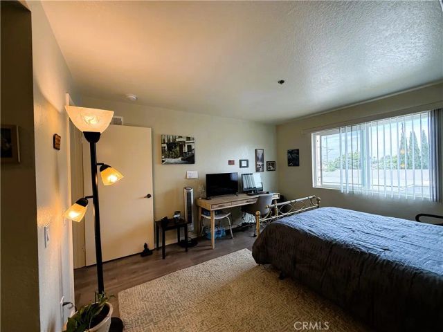 24410 Crenshaw, Torrance, CA 90505