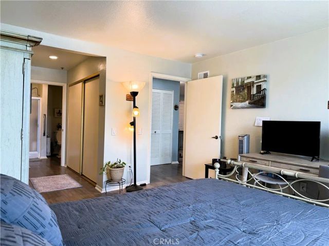 24410 Crenshaw, Torrance, CA 90505