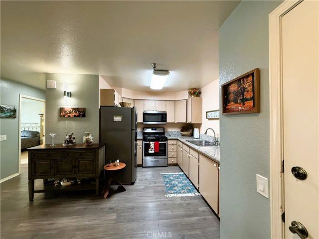 24410 Crenshaw, Torrance, CA 90505