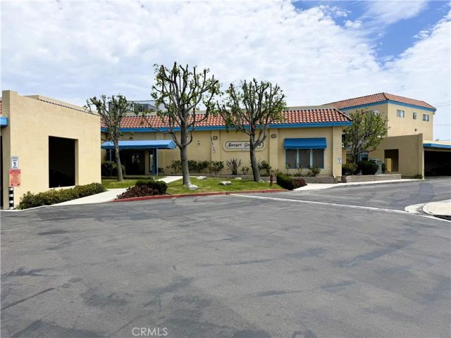 24410 Crenshaw, Torrance, CA 90505