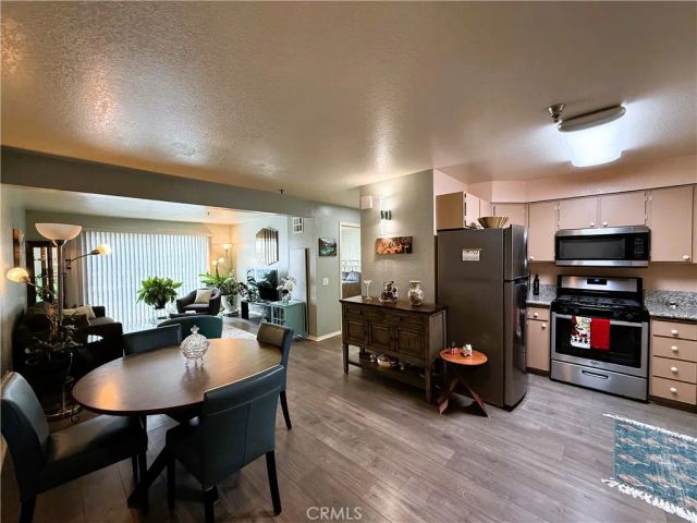 24410 Crenshaw, Torrance, CA 90505