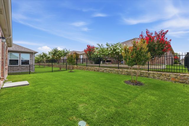 1256 Eagle Lane, Little Elm, TX 76227