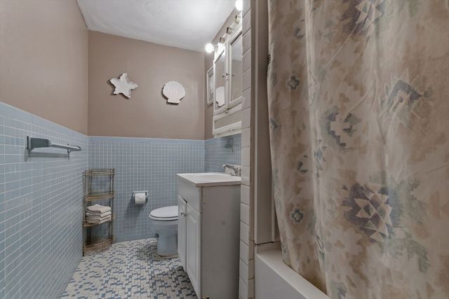 49 Francine Rd, Raynham, MA 02767