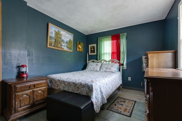 49 Francine Rd, Raynham, MA 02767