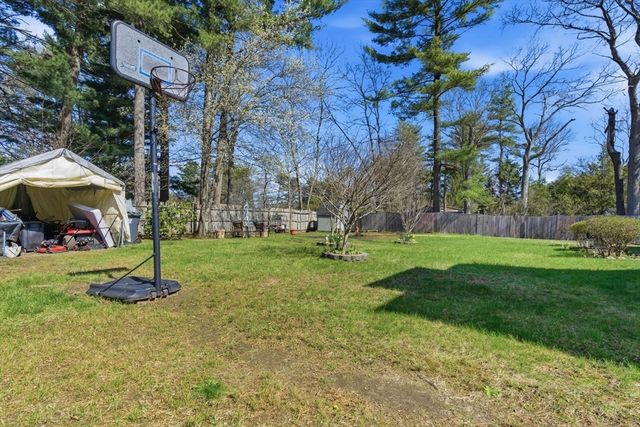 49 Francine Rd, Raynham, MA 02767
