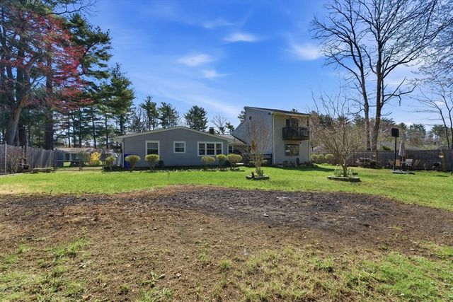 49 Francine Rd, Raynham, MA 02767