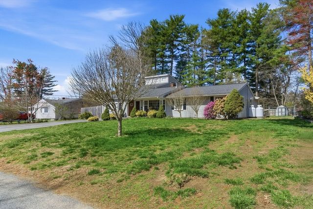 49 Francine Rd, Raynham, MA 02767