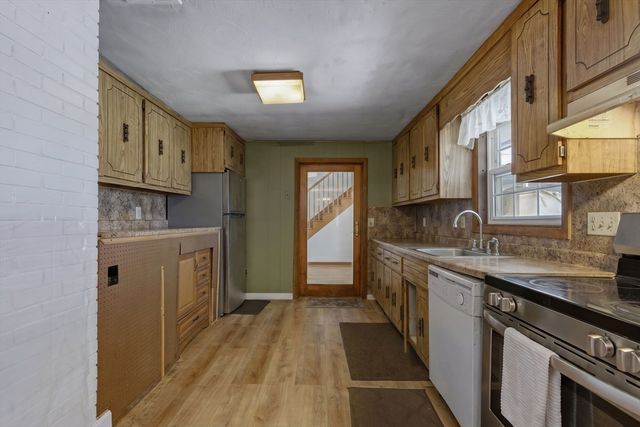 49 Francine Rd, Raynham, MA 02767