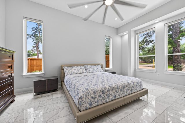14002 Woodthorpe Lane, Houston, TX 77079