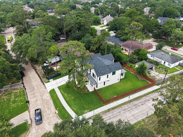 14002 Woodthorpe Lane, Houston, TX 77079