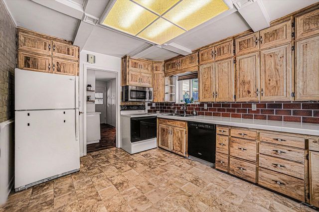 1288 Wilson Avenue, Saginaw Twp, MI 48638