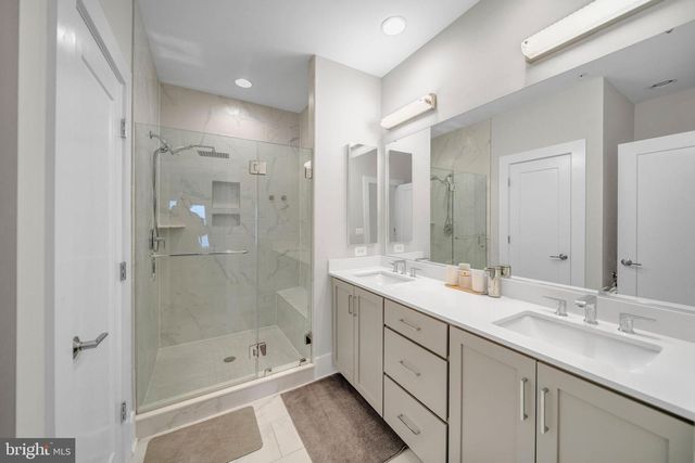 11326 EMERALD PARK RD, Potomac, MD 20854