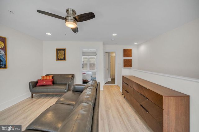 11326 EMERALD PARK RD, Potomac, MD 20854