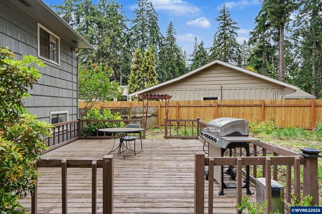6995 River Rd NE, Keizer, OR 97303