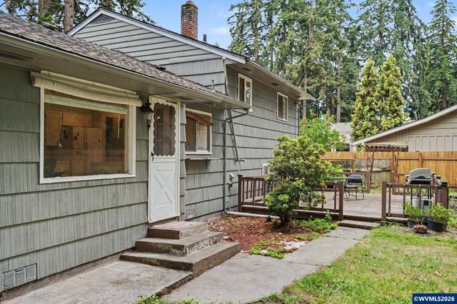 6995 River Rd NE, Keizer, OR 97303
