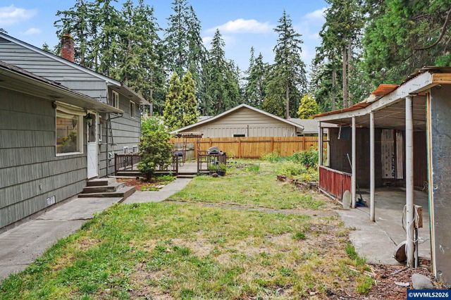 6995 River Rd NE, Keizer, OR 97303