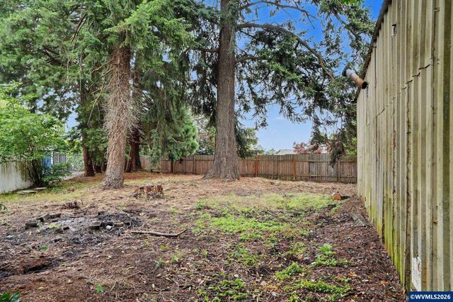 6995 River Rd NE, Keizer, OR 97303
