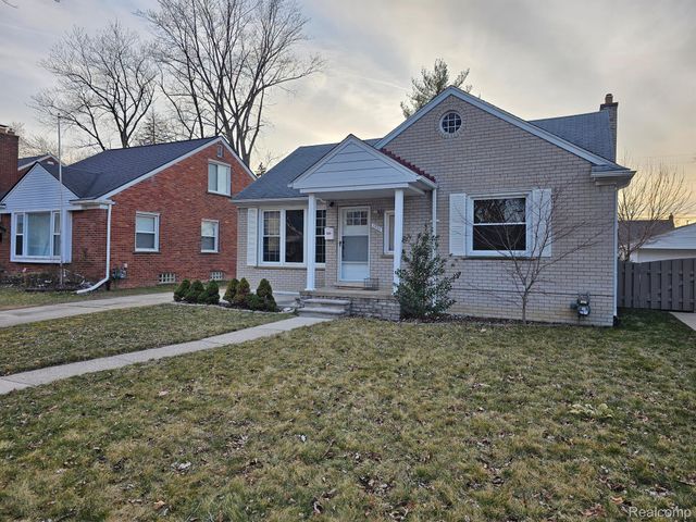 1501 N SILVERY Lane, Dearborn, MI 48128