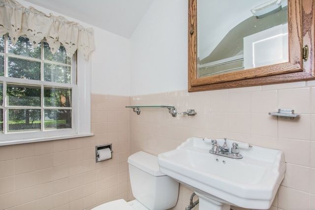 31 Montana, Holden, MA 01520